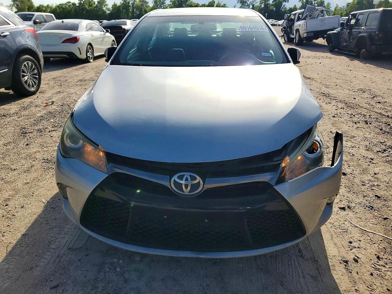 2015 Toyota Camry, SE
