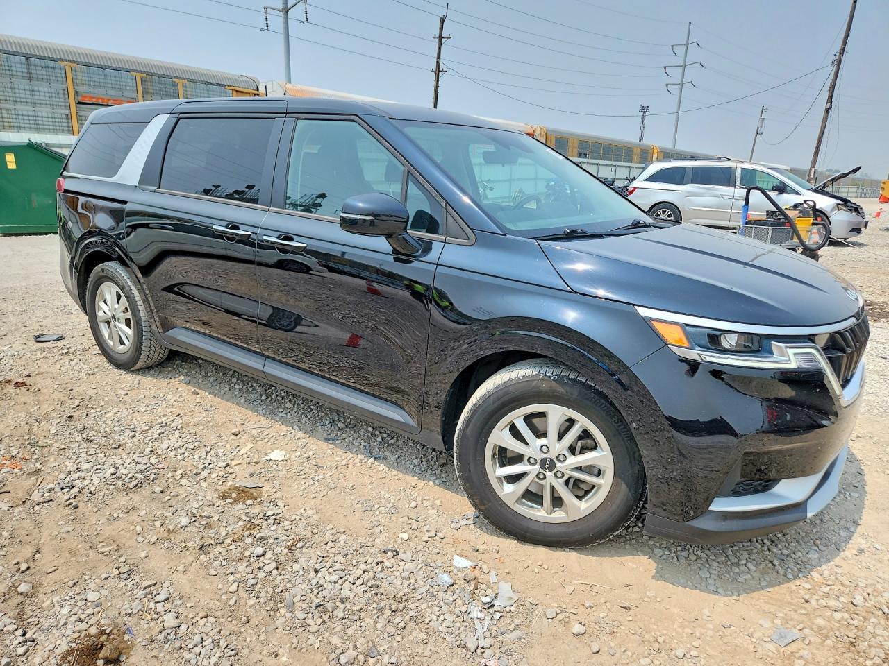 2022 KIA Carnival, LX