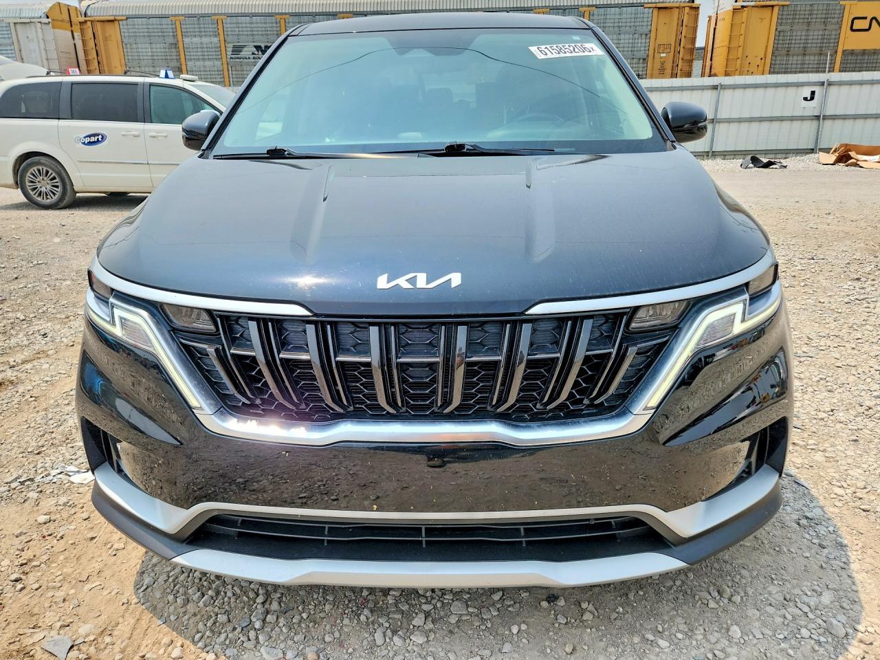 2022 KIA Carnival, LX