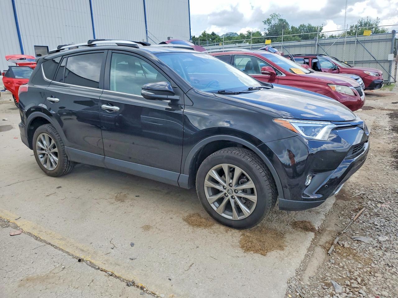 2016 Toyota RAV4, Limited