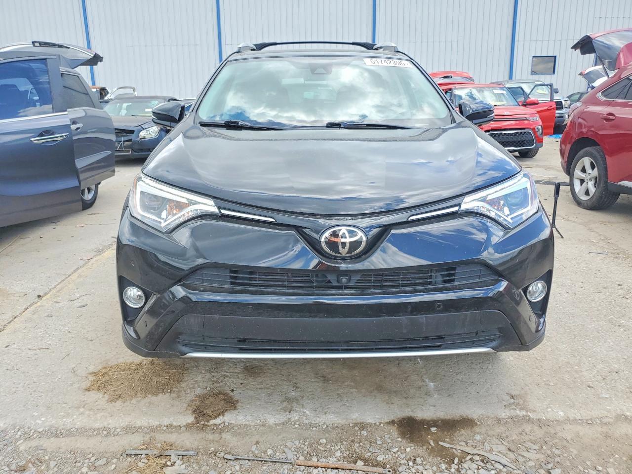 2016 Toyota RAV4, Limited