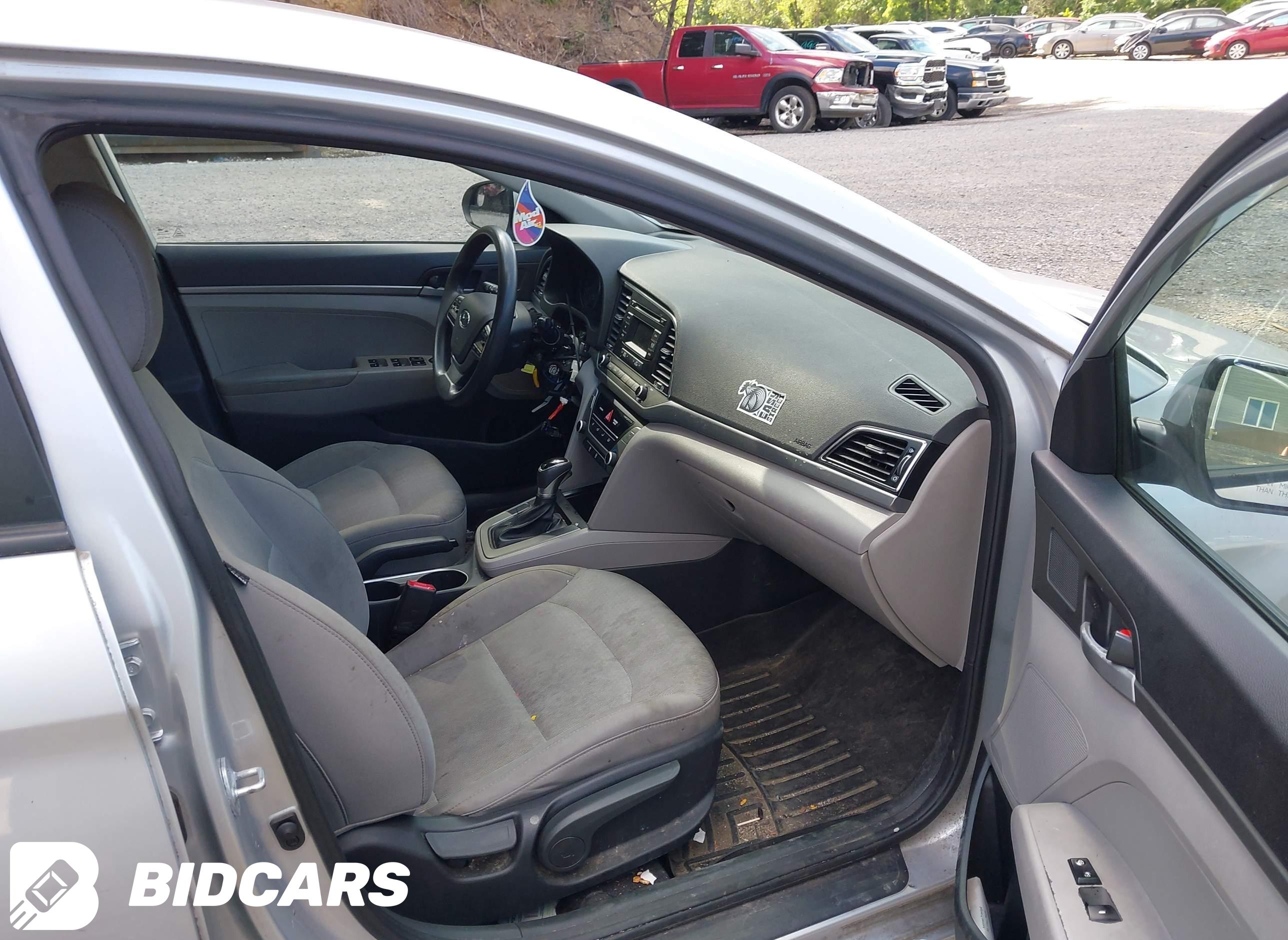 2017 Hyundai Elantra, SE