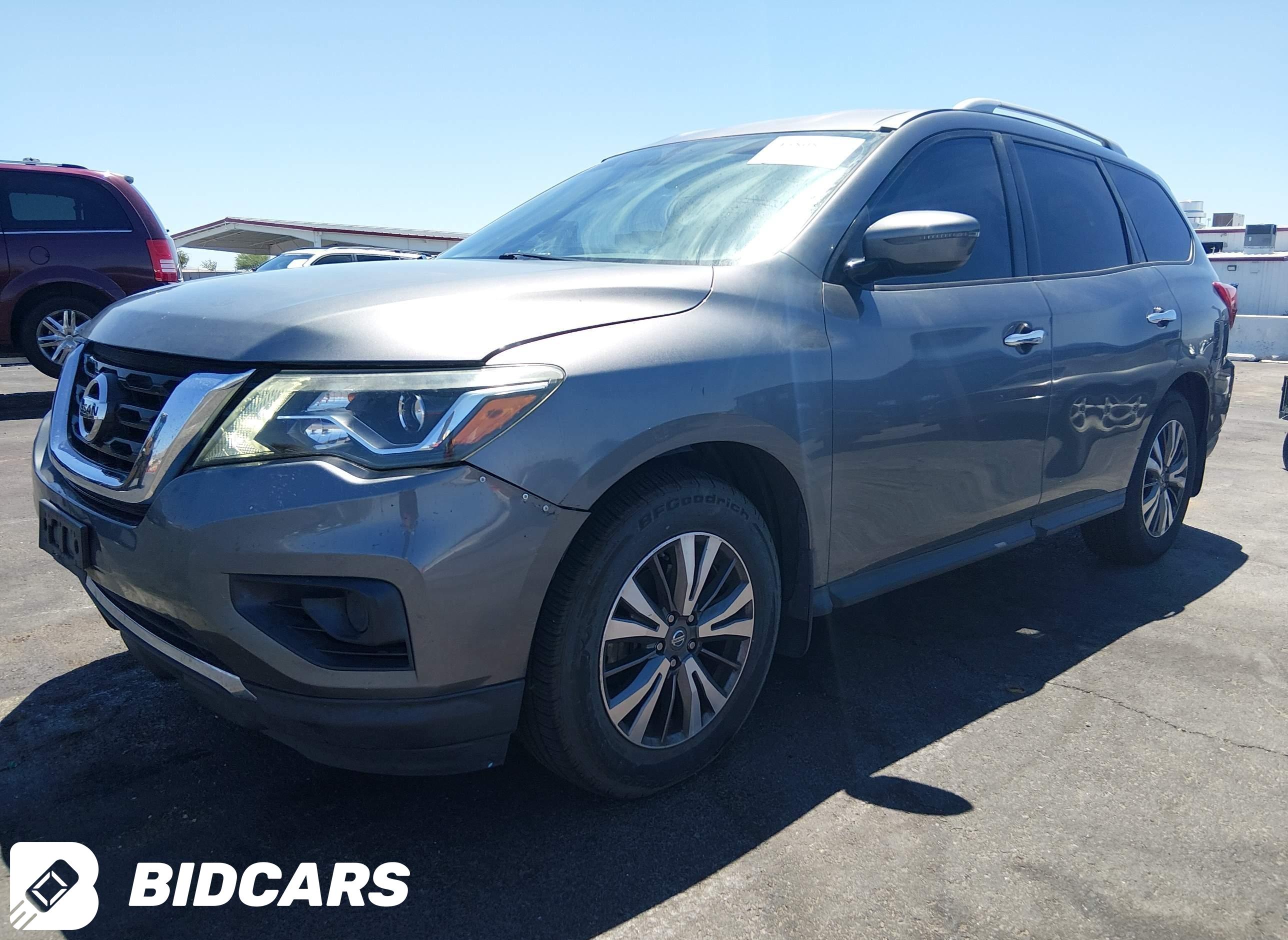 2017 Nissan Pathfinder, S