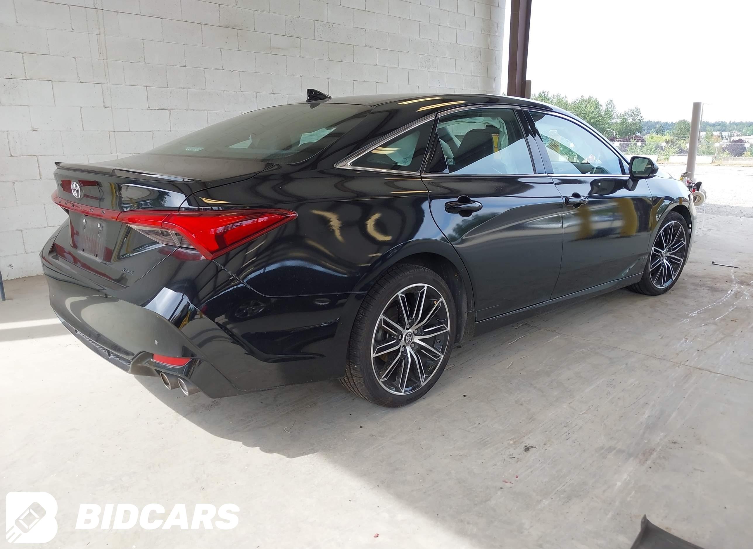 2019 Toyota Avalon, Xse