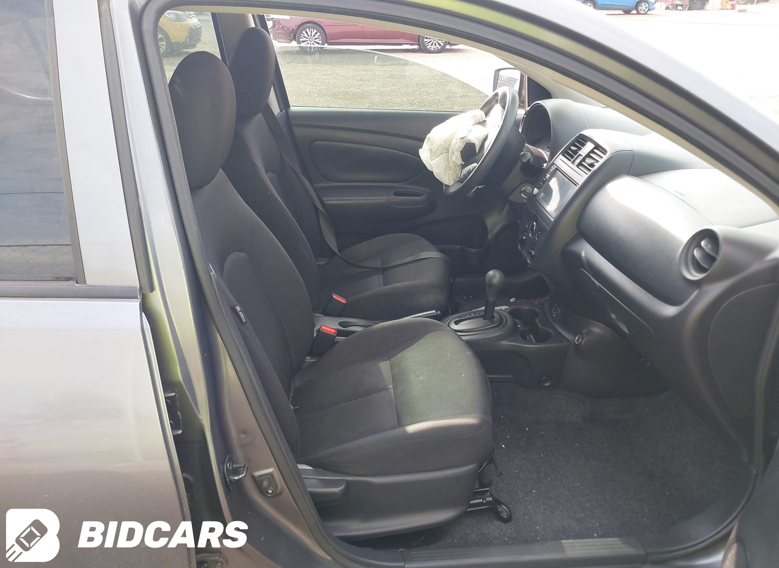 2019 Nissan Versa, 1.6 S+