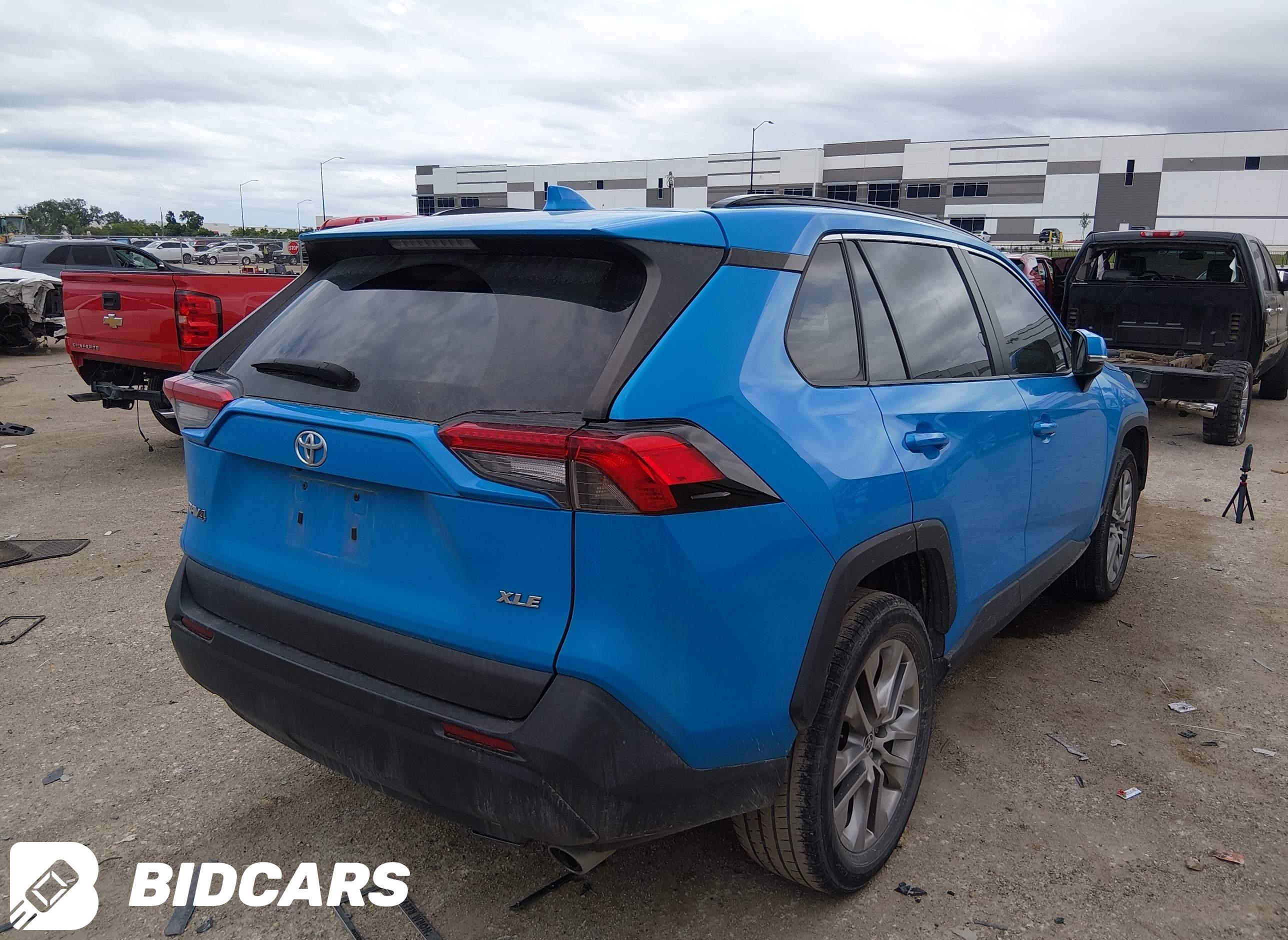 2021 Toyota RAV4, Xle Premium
