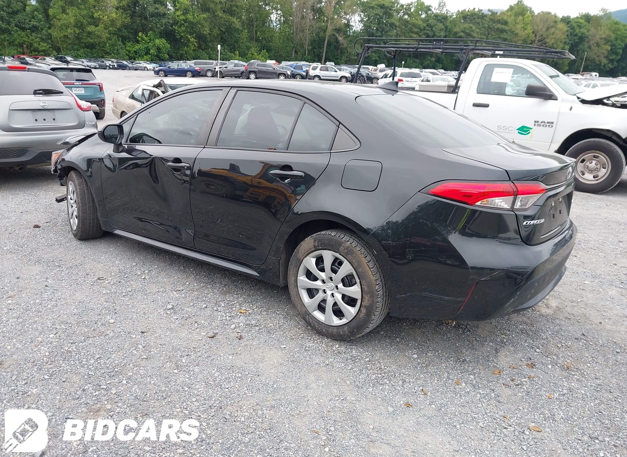 2022 Toyota Corolla, LE