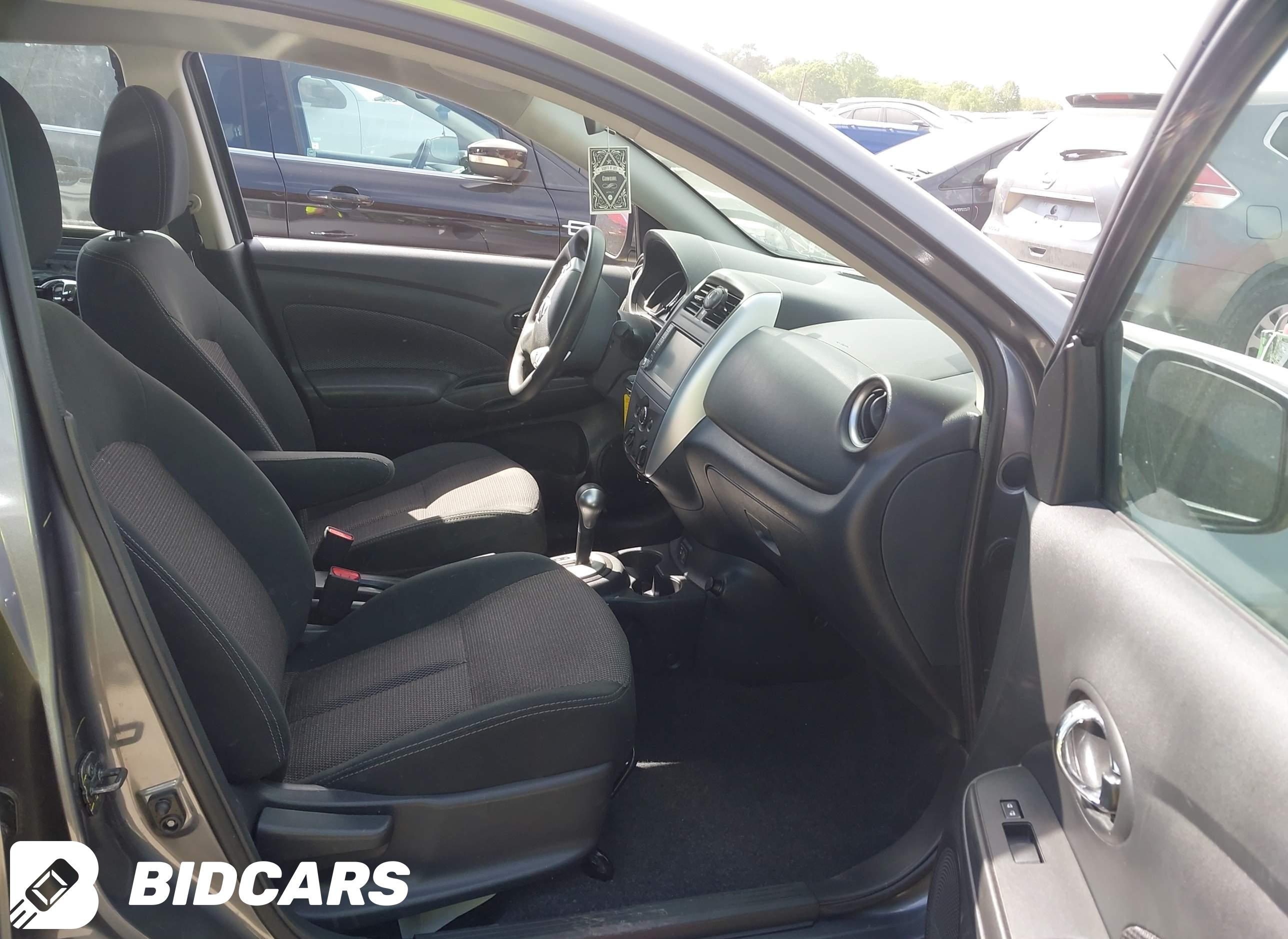 2019 Nissan Versa, 1.6 SV