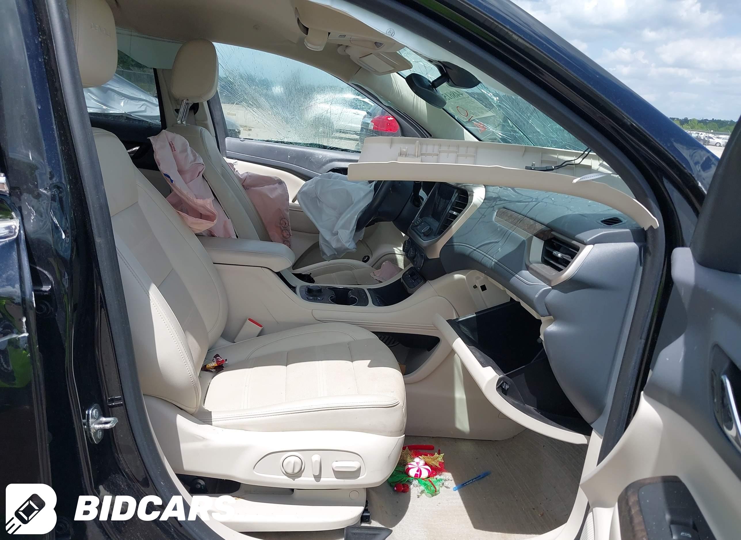 2022 GMC Acadia, Fwd Denali