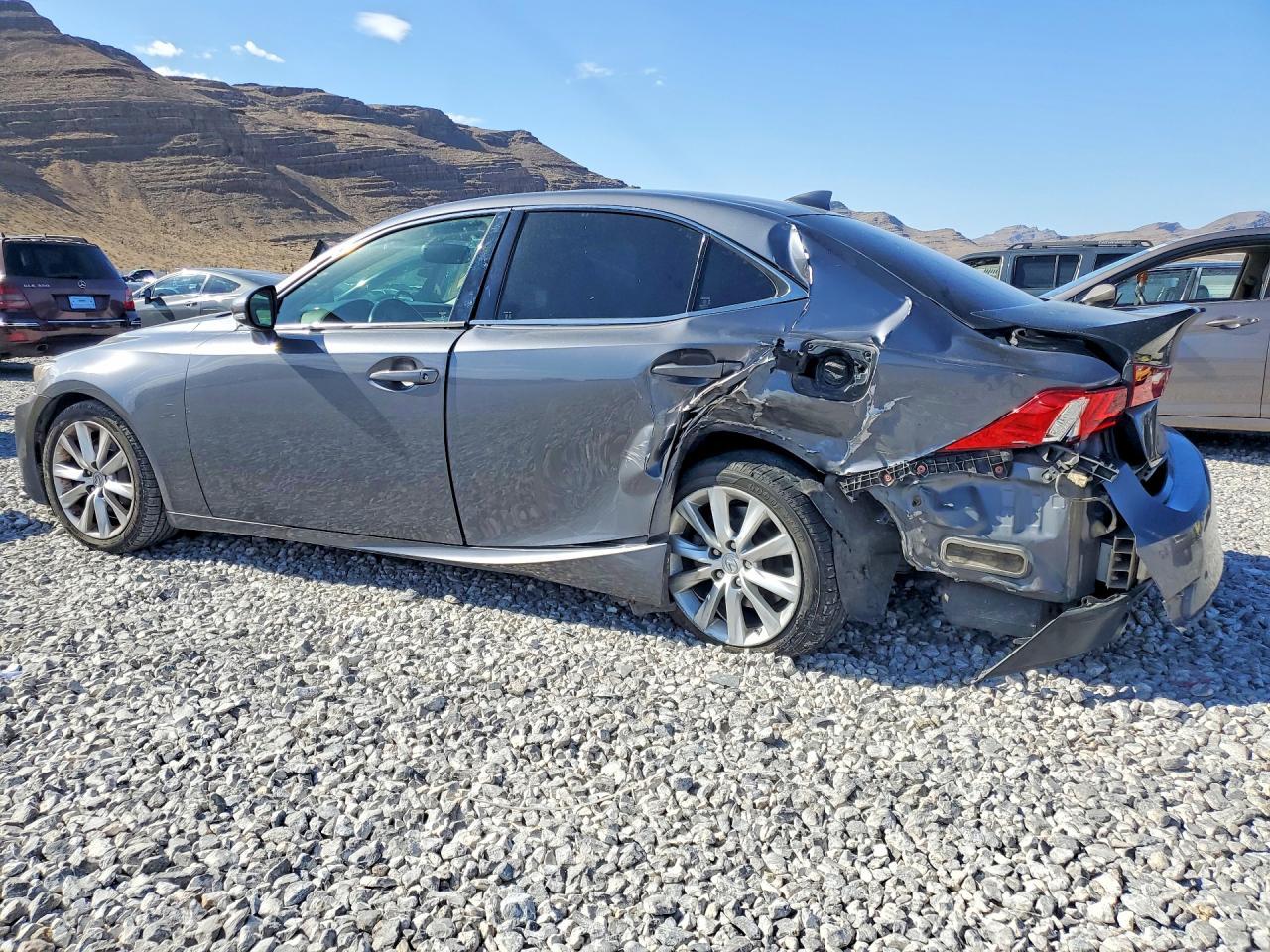 2016 Lexus IS, 200T