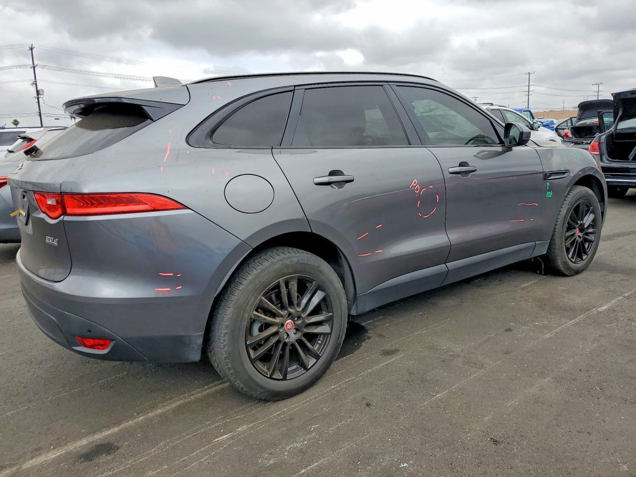 2018 Jaguar F-Pace, Prestige