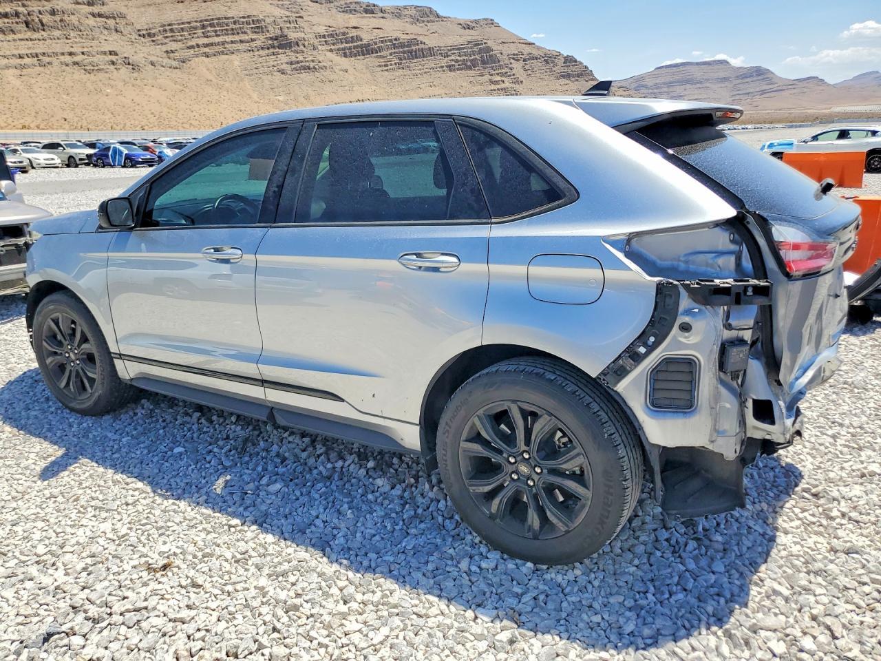 2022 Ford Edge, SE