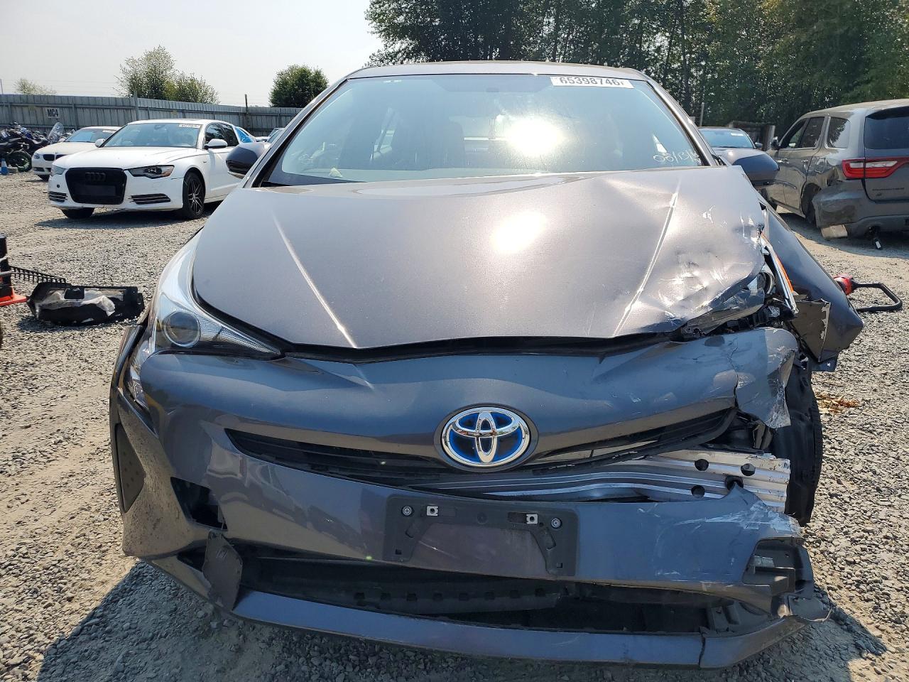 2016 Toyota Prius, Two
