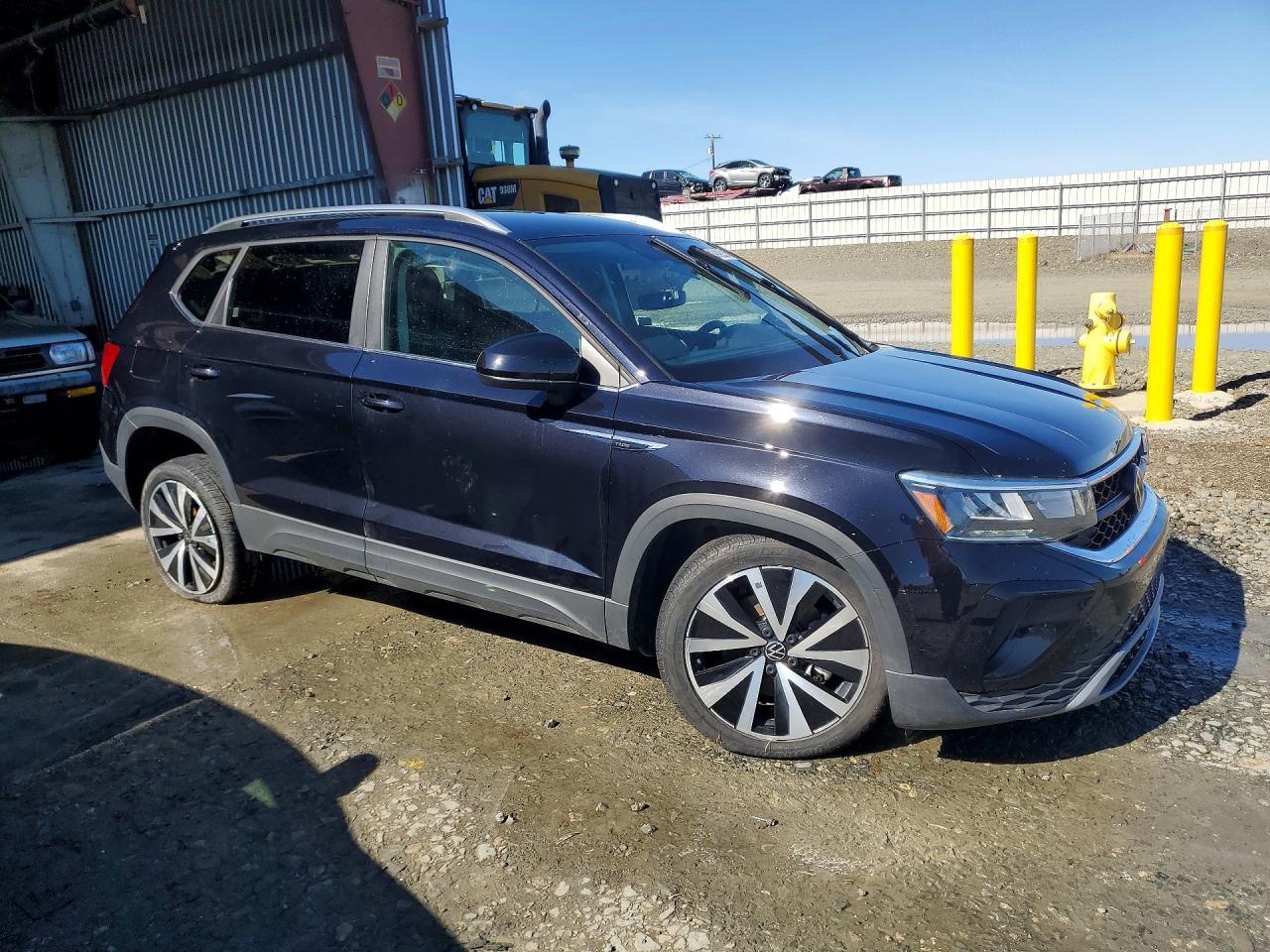 2024 Volkswagen Taos, SE