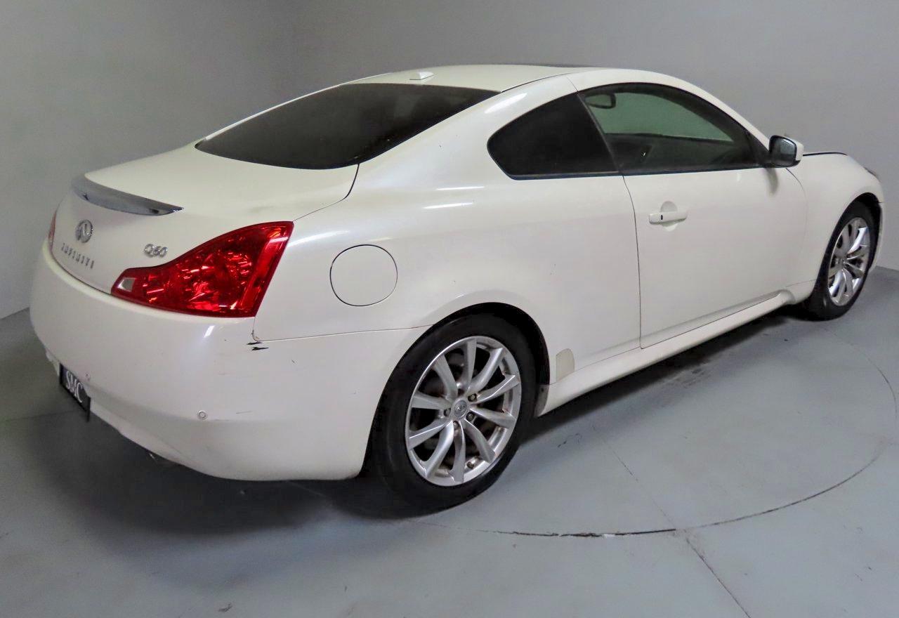 2015 Infiniti Q60, Journey