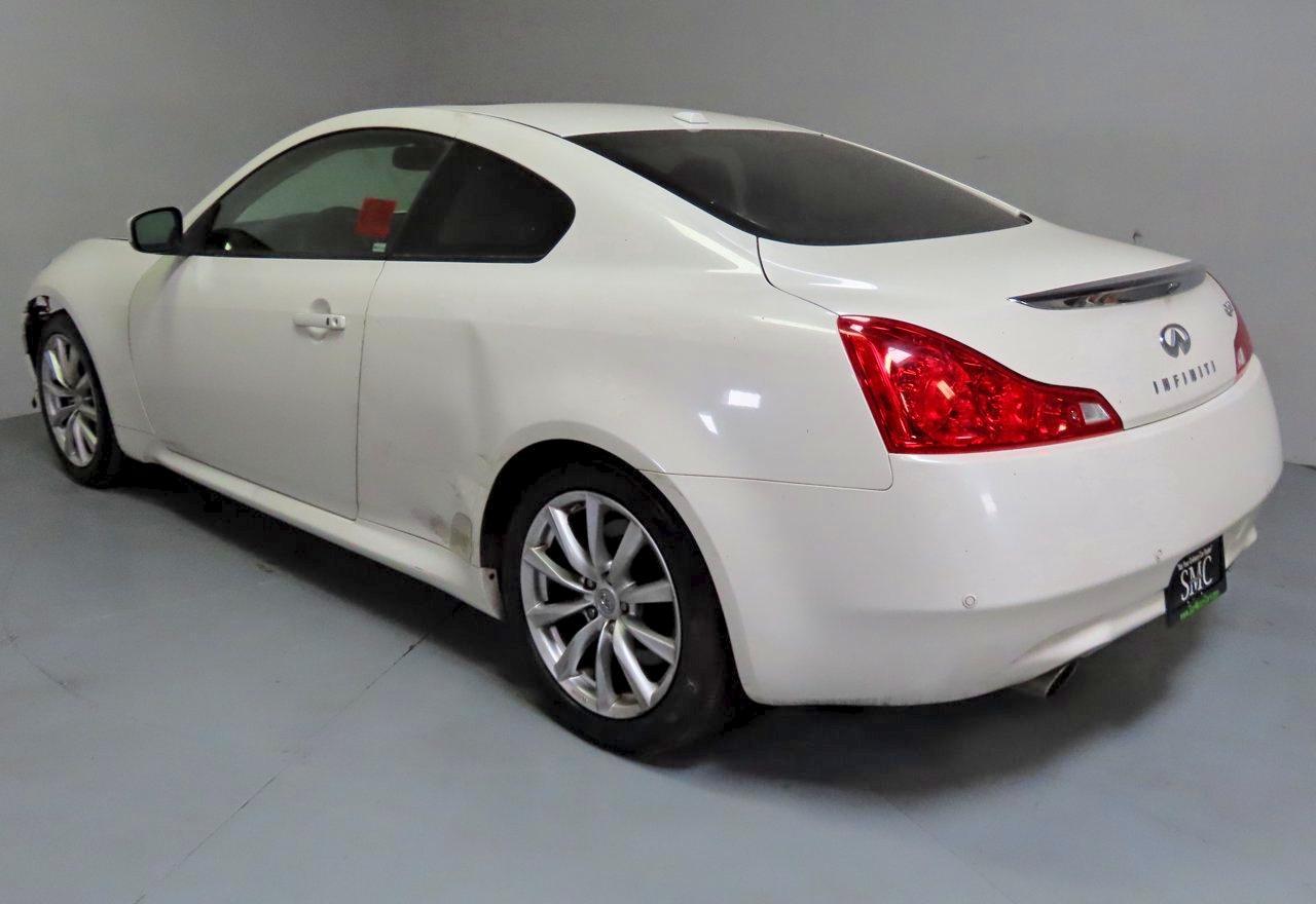2015 Infiniti Q60, Journey