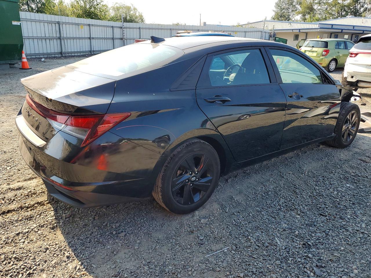 2022 Hyundai Elantra, Sel