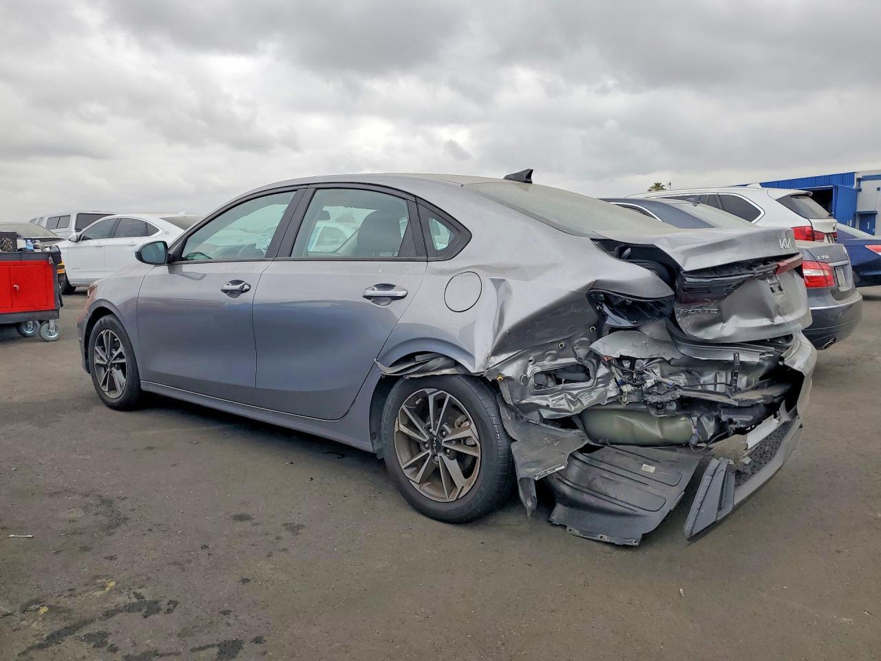 2023 KIA Forte, Lxs