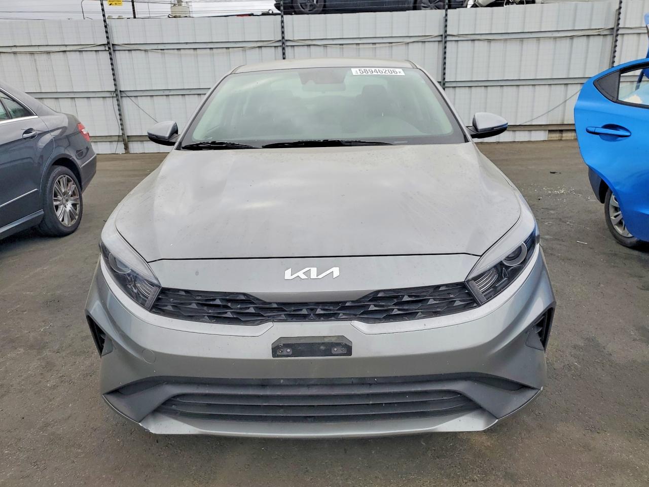 2023 KIA Forte, Lxs