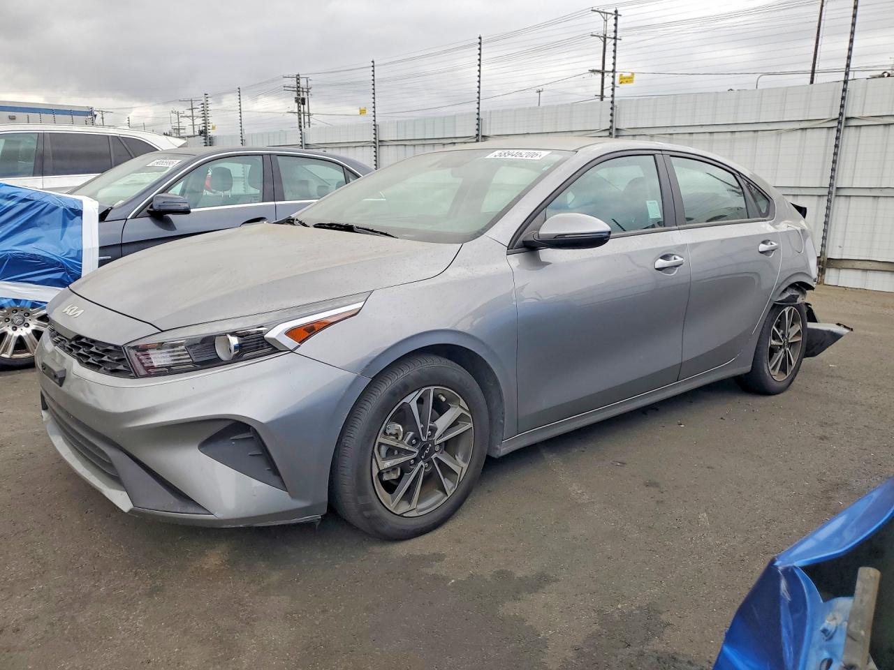 2023 KIA Forte, Lxs