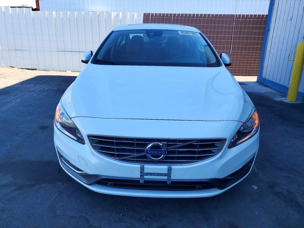 2018 Volvo S60, Inscription
