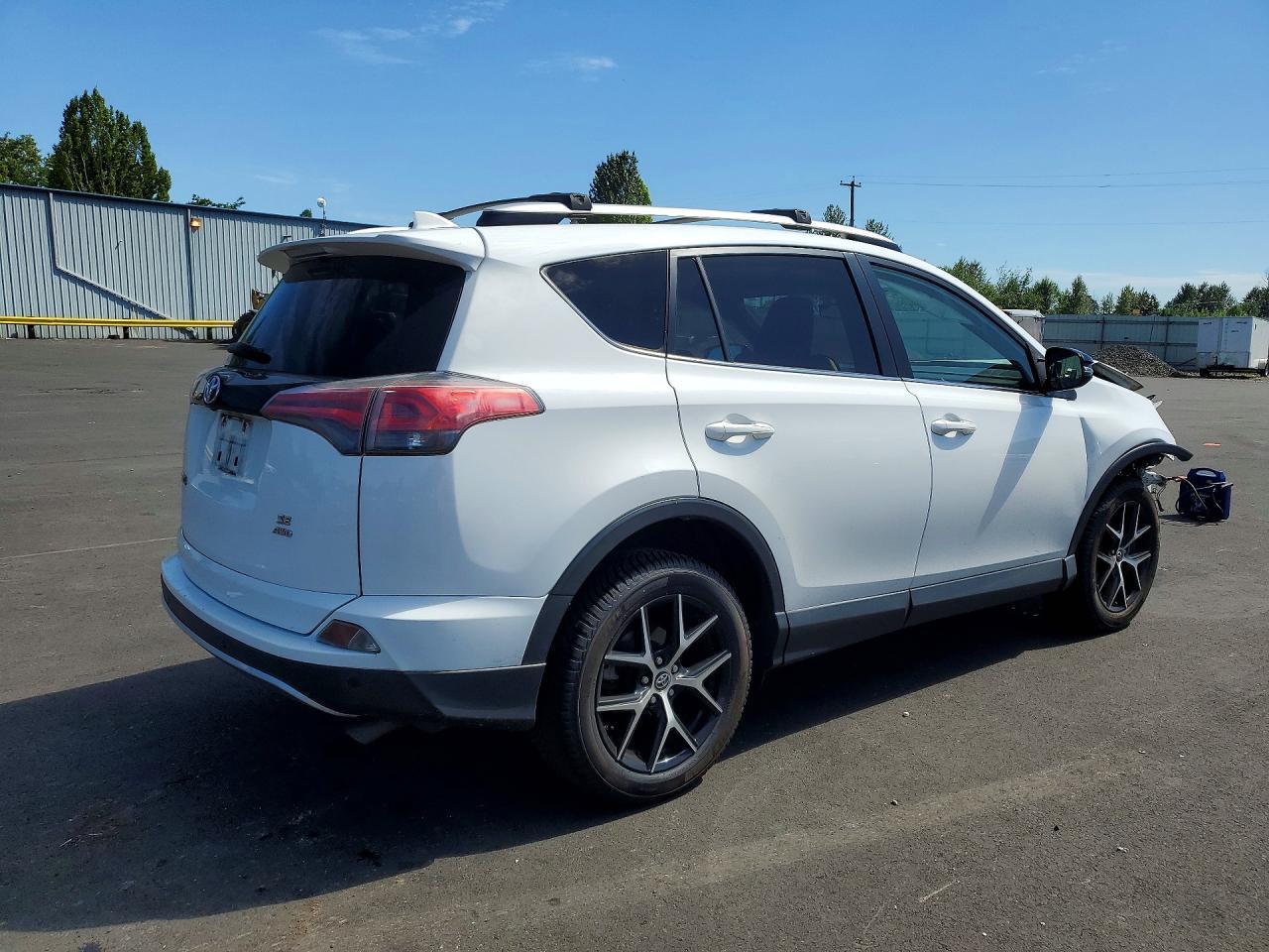 2016 Toyota RAV4, SE