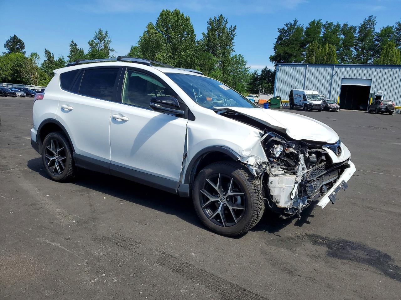 2016 Toyota RAV4, SE