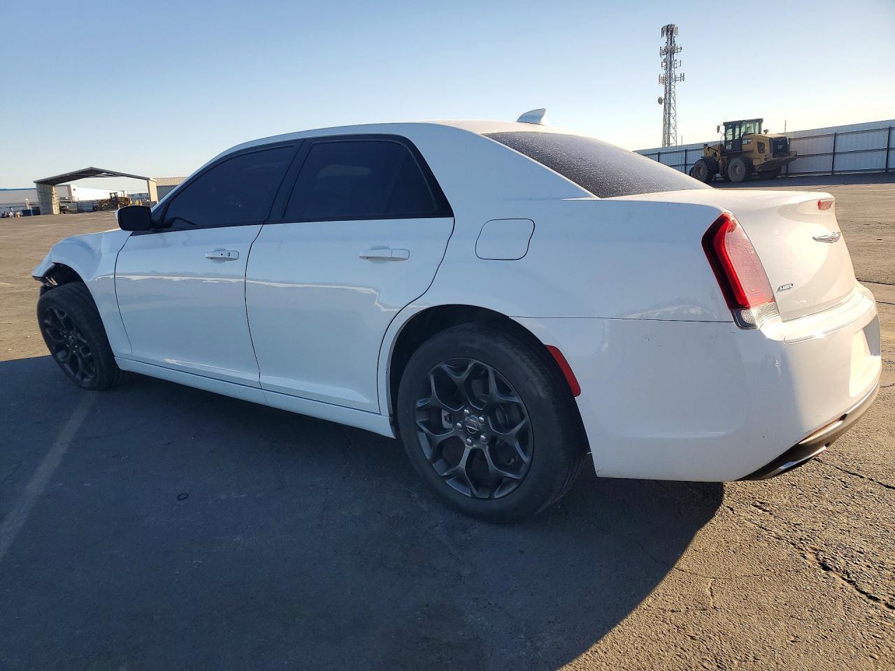 2019 Chrysler 300, S