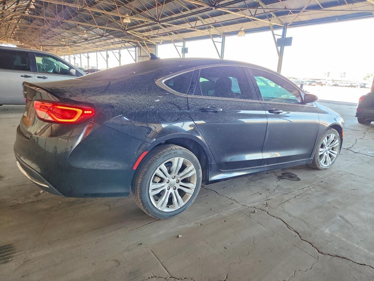 2015 Chrysler 200, Limited