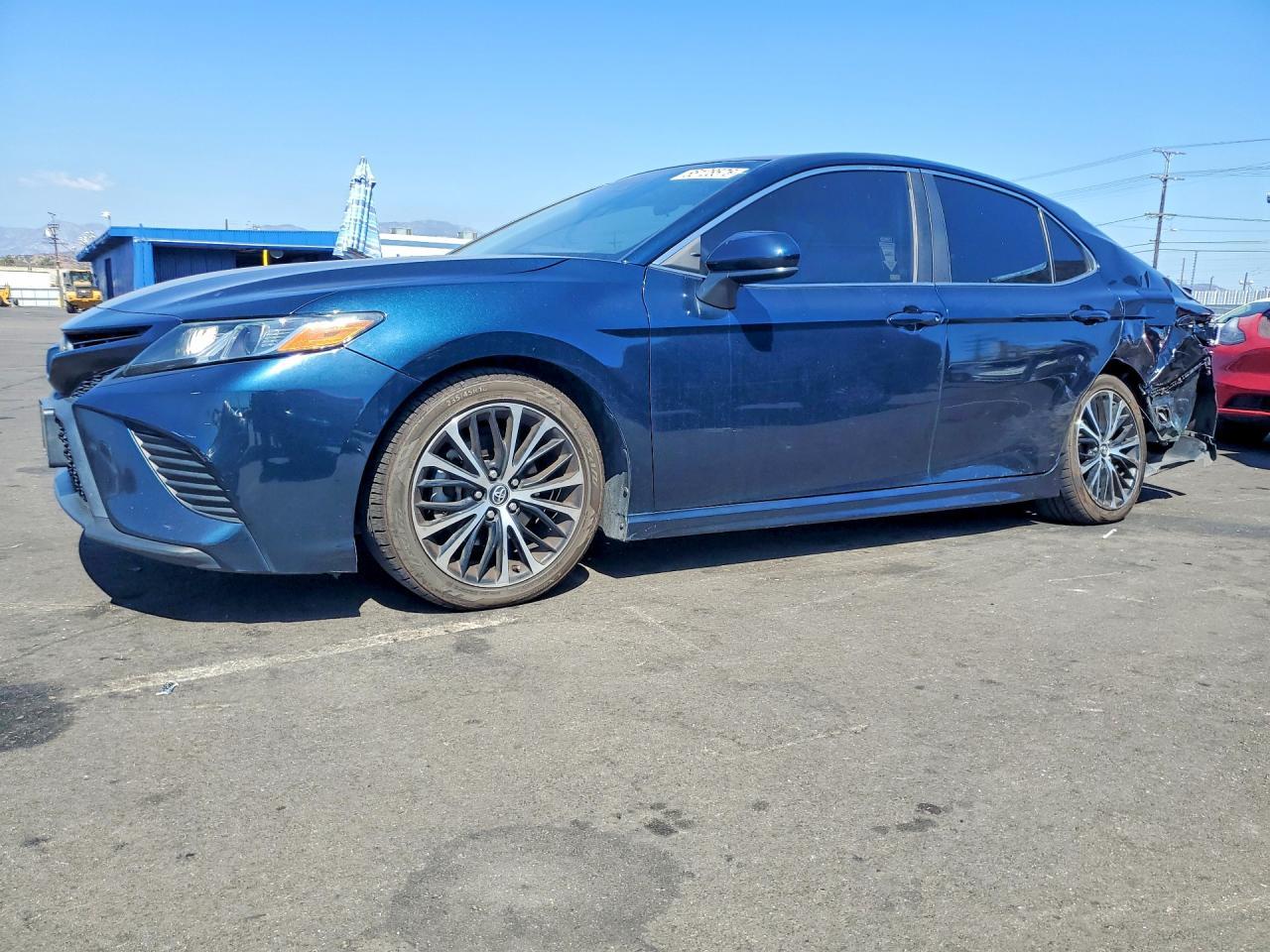 2018 Toyota Camry, SE