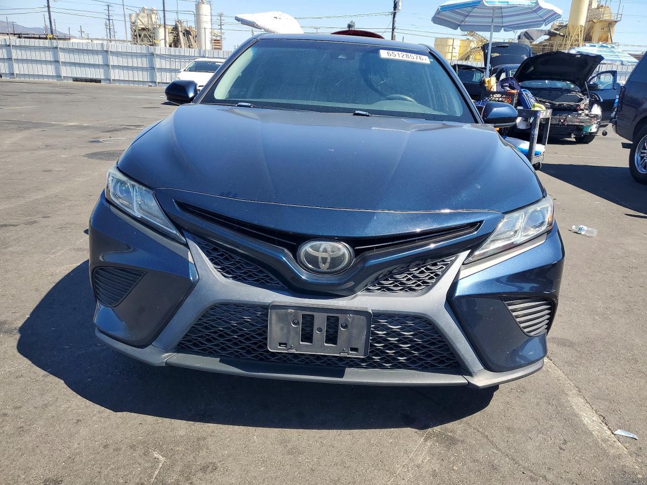 2018 Toyota Camry, SE