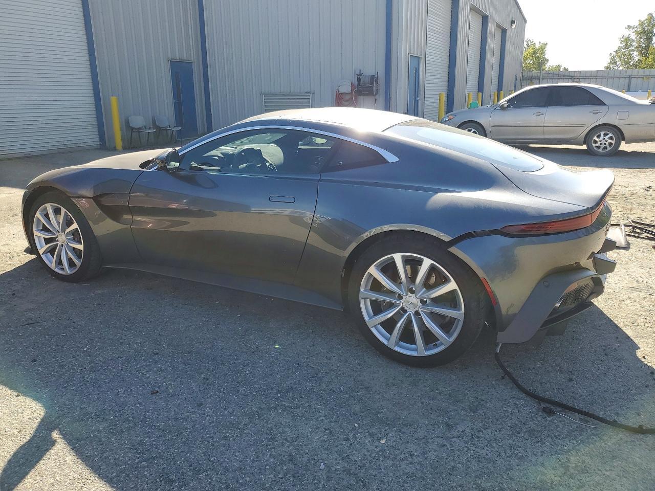 2020 Aston Martin Vantage