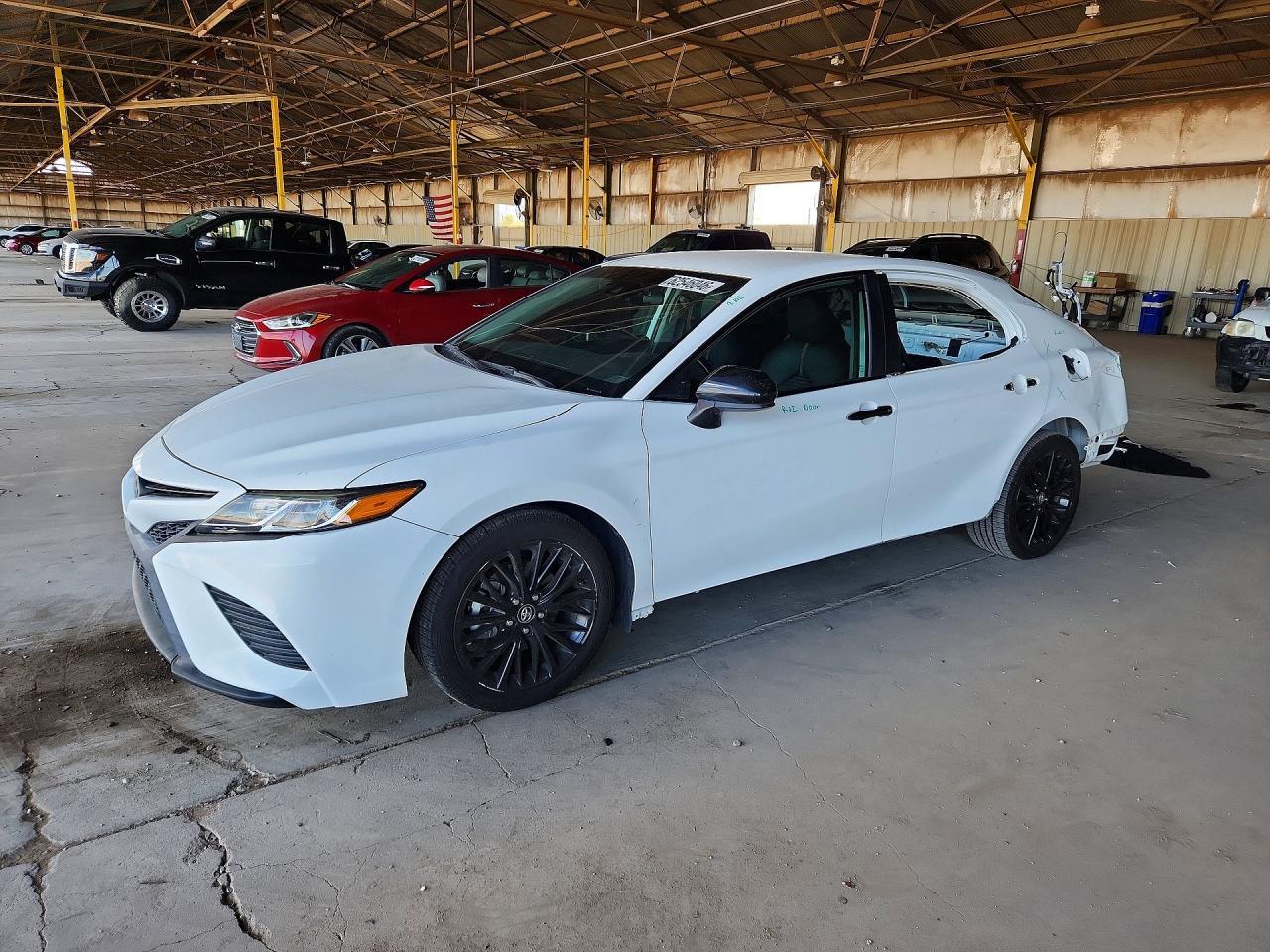 2020 Toyota Camry, Se Nightshade