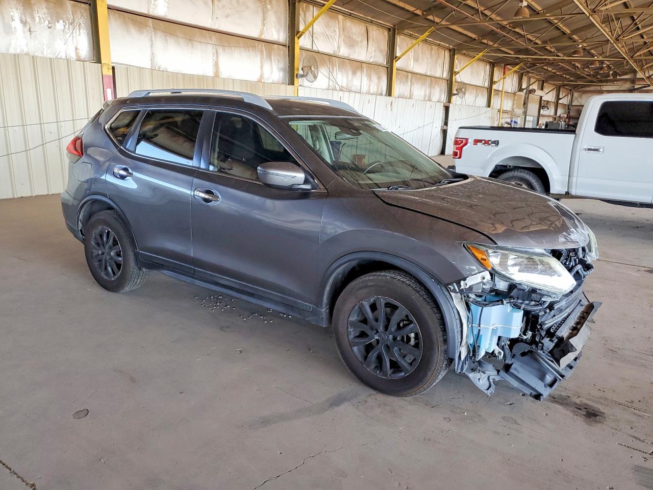 2019 Nissan Rogue, SV