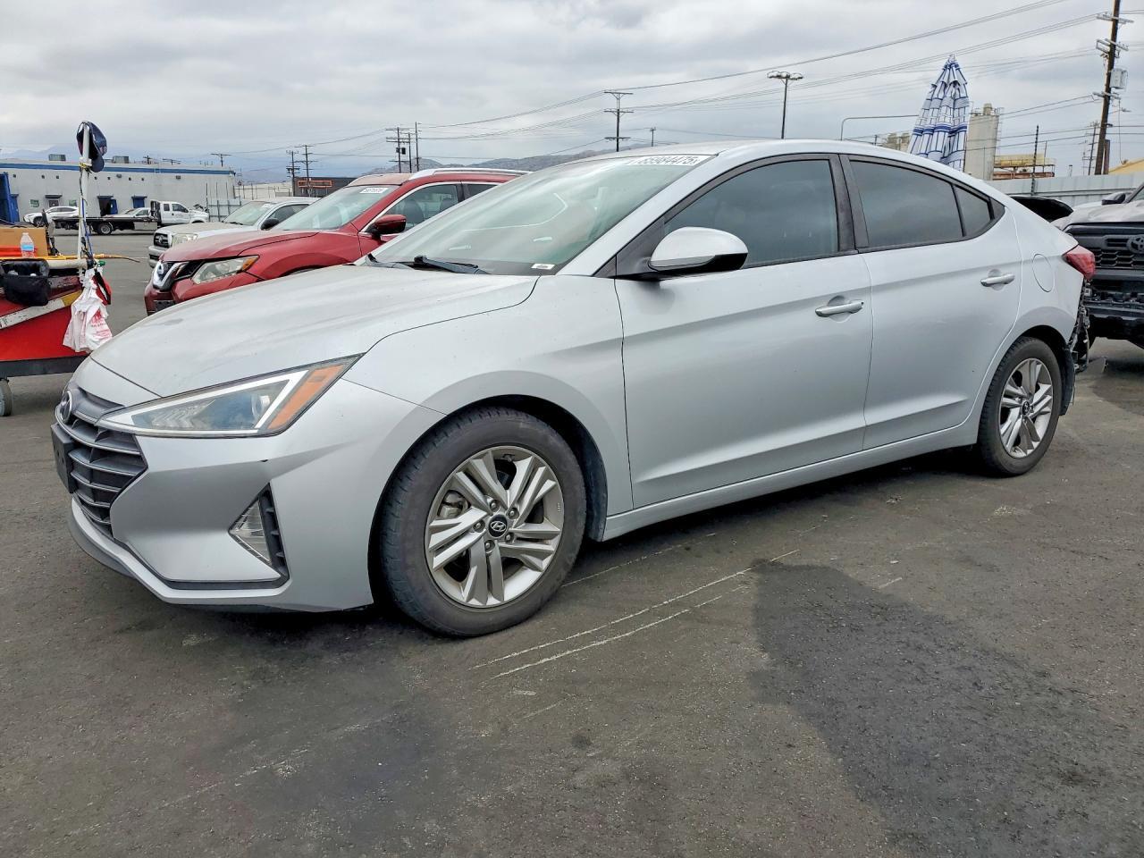 2019 Hyundai Elantra, Sel