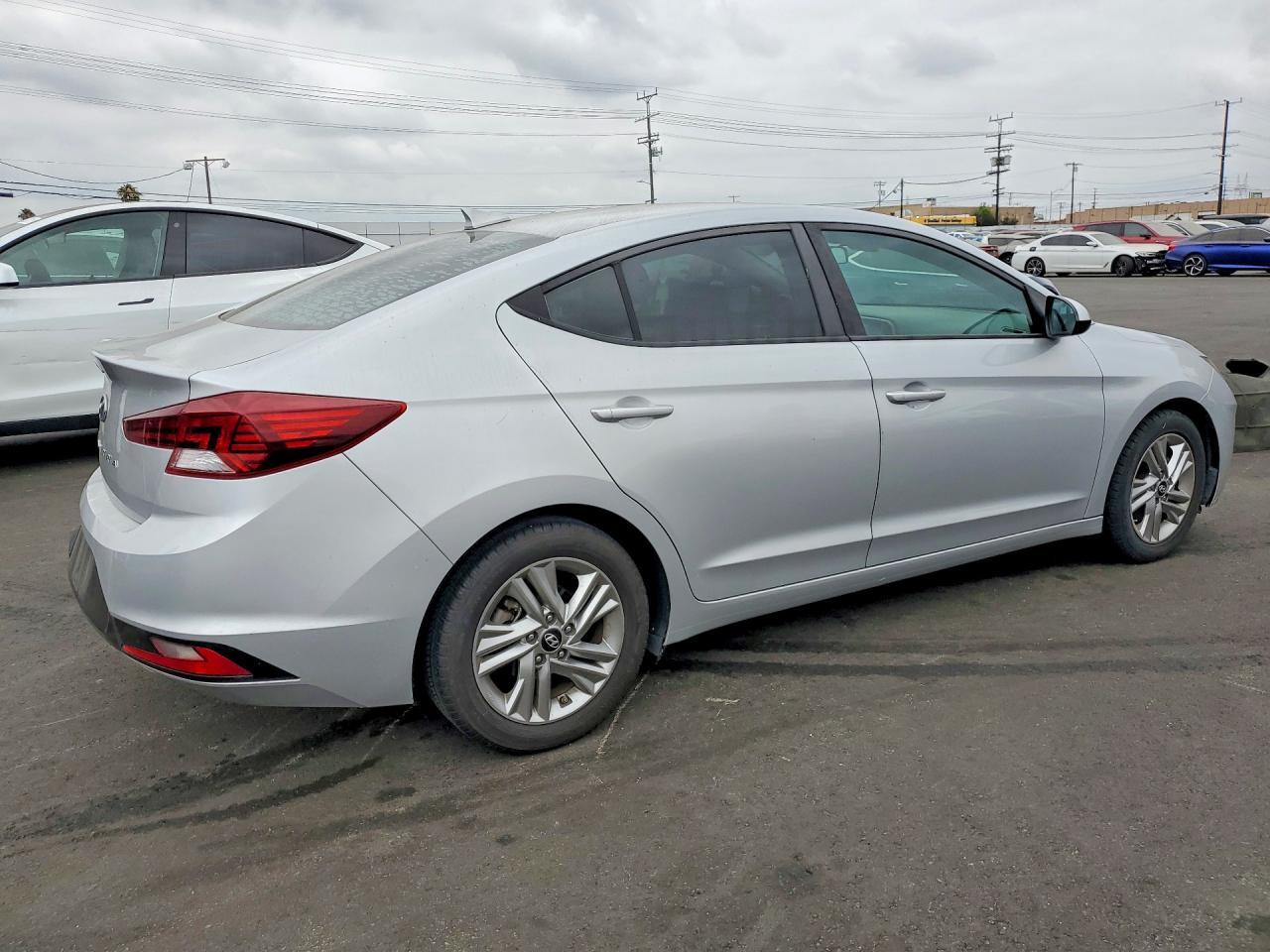 2019 Hyundai Elantra, Sel