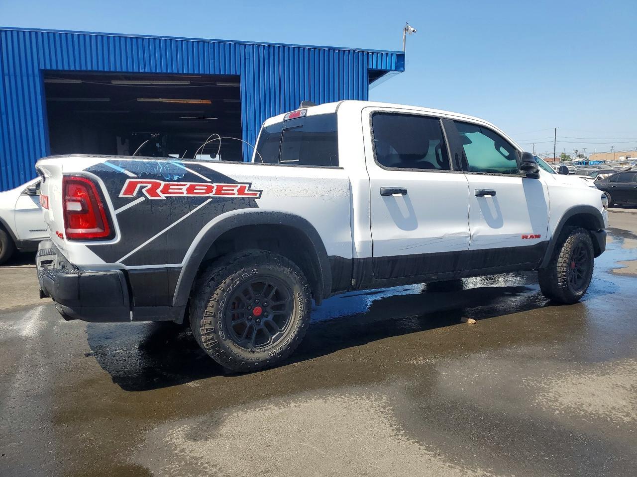 2025 RAM 1500, Rebel