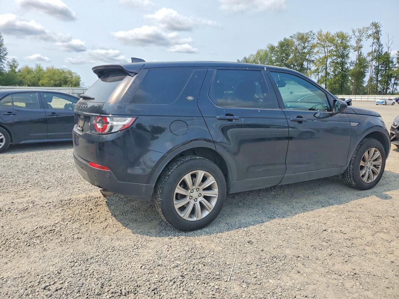 2017 Land Rover Discovery, SE