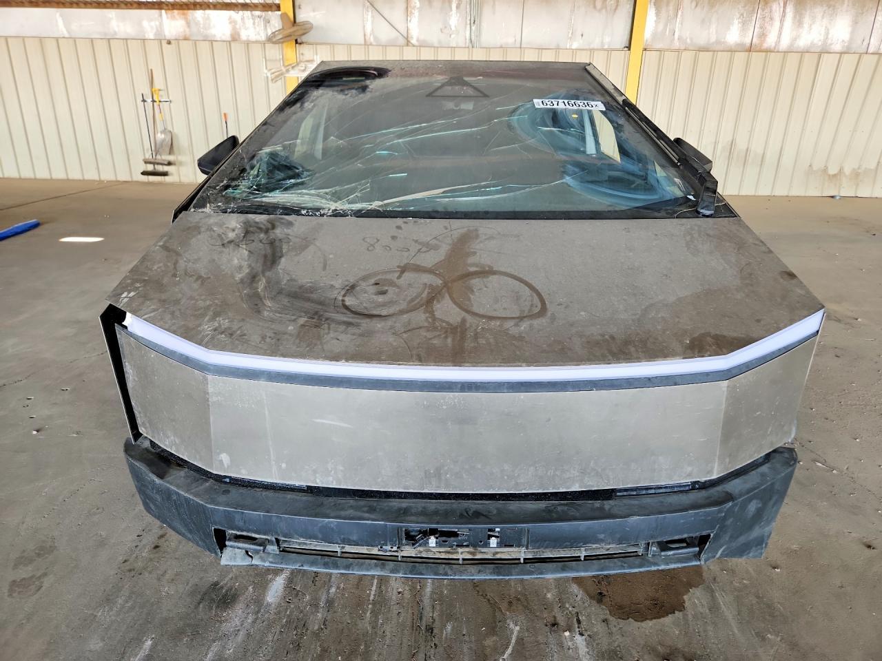2025 Tesla Cybertruck