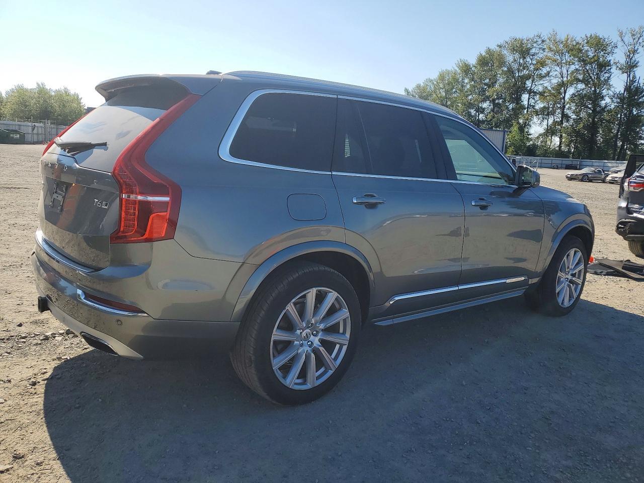 2016 Volvo XC90, T6