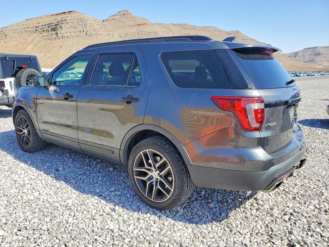 2016 Ford Explorer, Sport