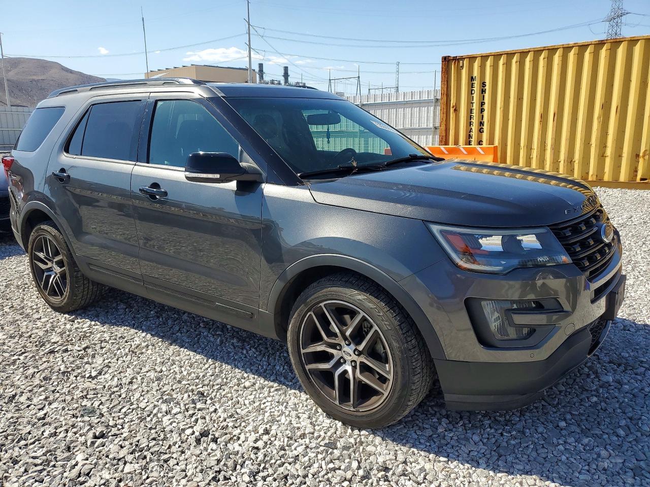 2016 Ford Explorer, Sport
