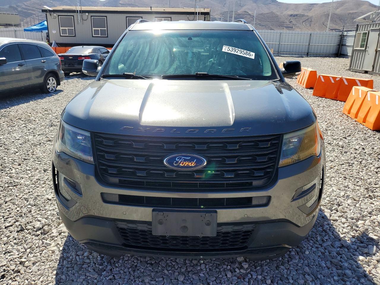 2016 Ford Explorer, Sport