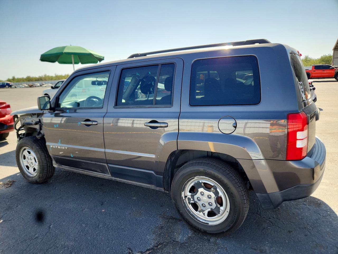 2016 Jeep Patriot, Sport