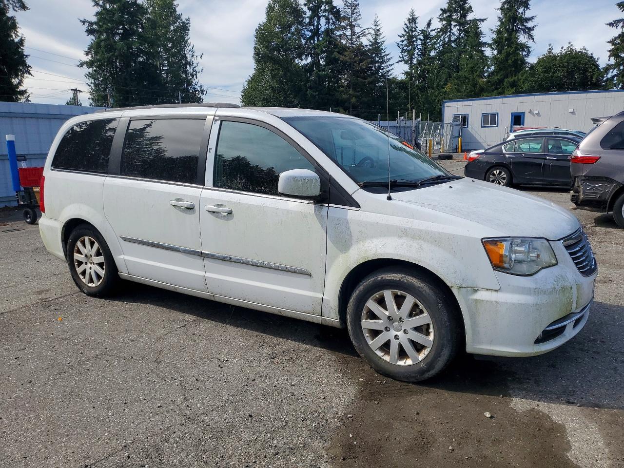 2015 Chrysler Town and Countr...