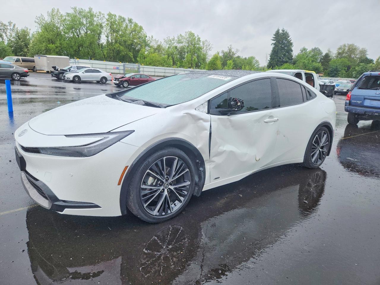 2024 Toyota Prius, Xle
