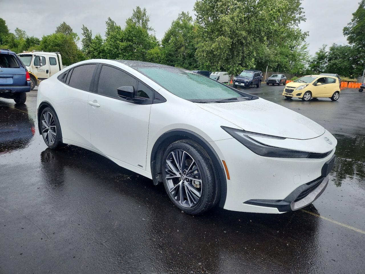 2024 Toyota Prius, Xle