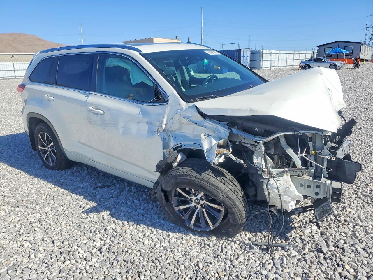 2017 Toyota Highlander, Xle