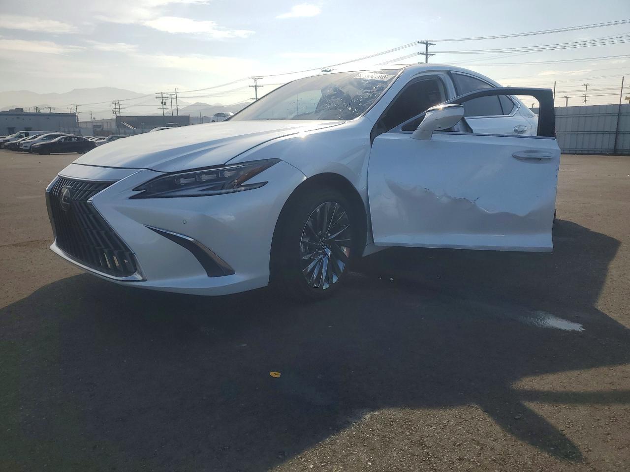 2025 Lexus ES, Luxury