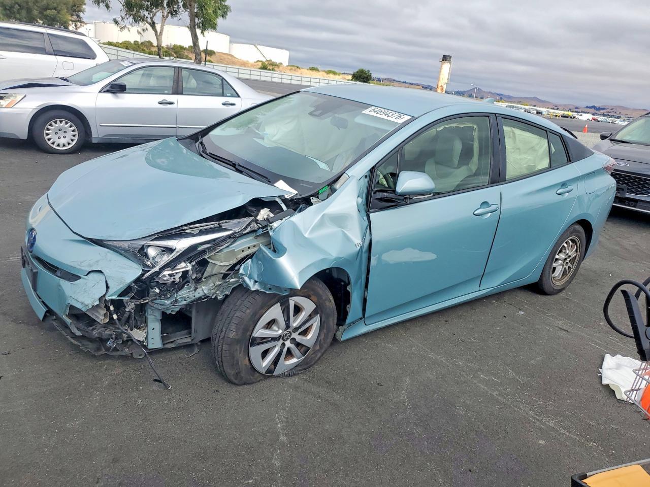 2017 Toyota Prius, Three